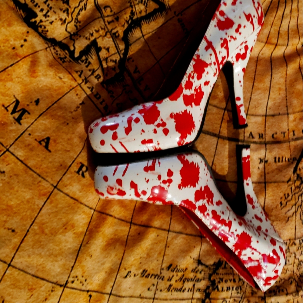 Blood Spatter Pumps